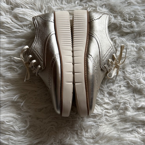 NWT Cole Haan Women's Gold Metallic City Wingtip Oxford Shoes 10 - Picture 5 of 9